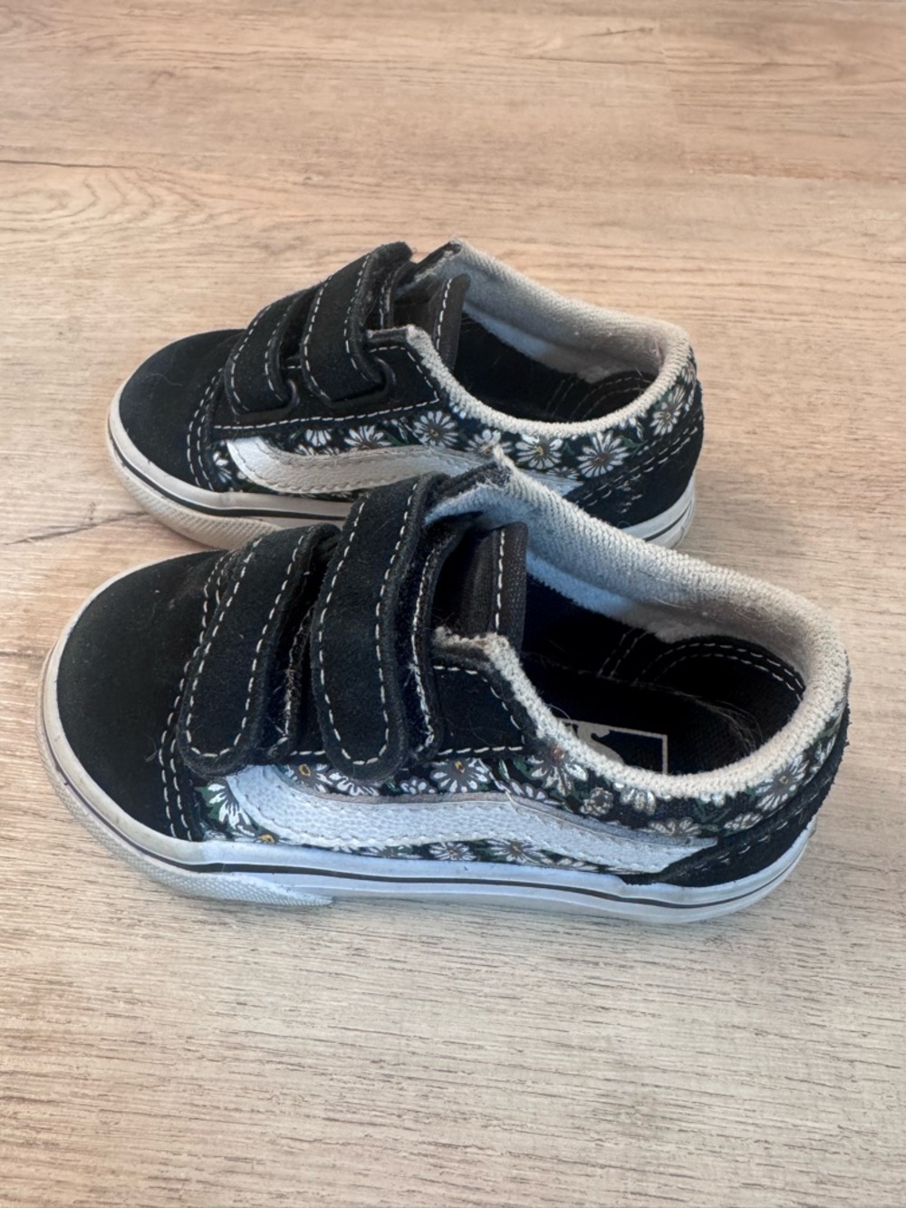Toddler Daisies Vans